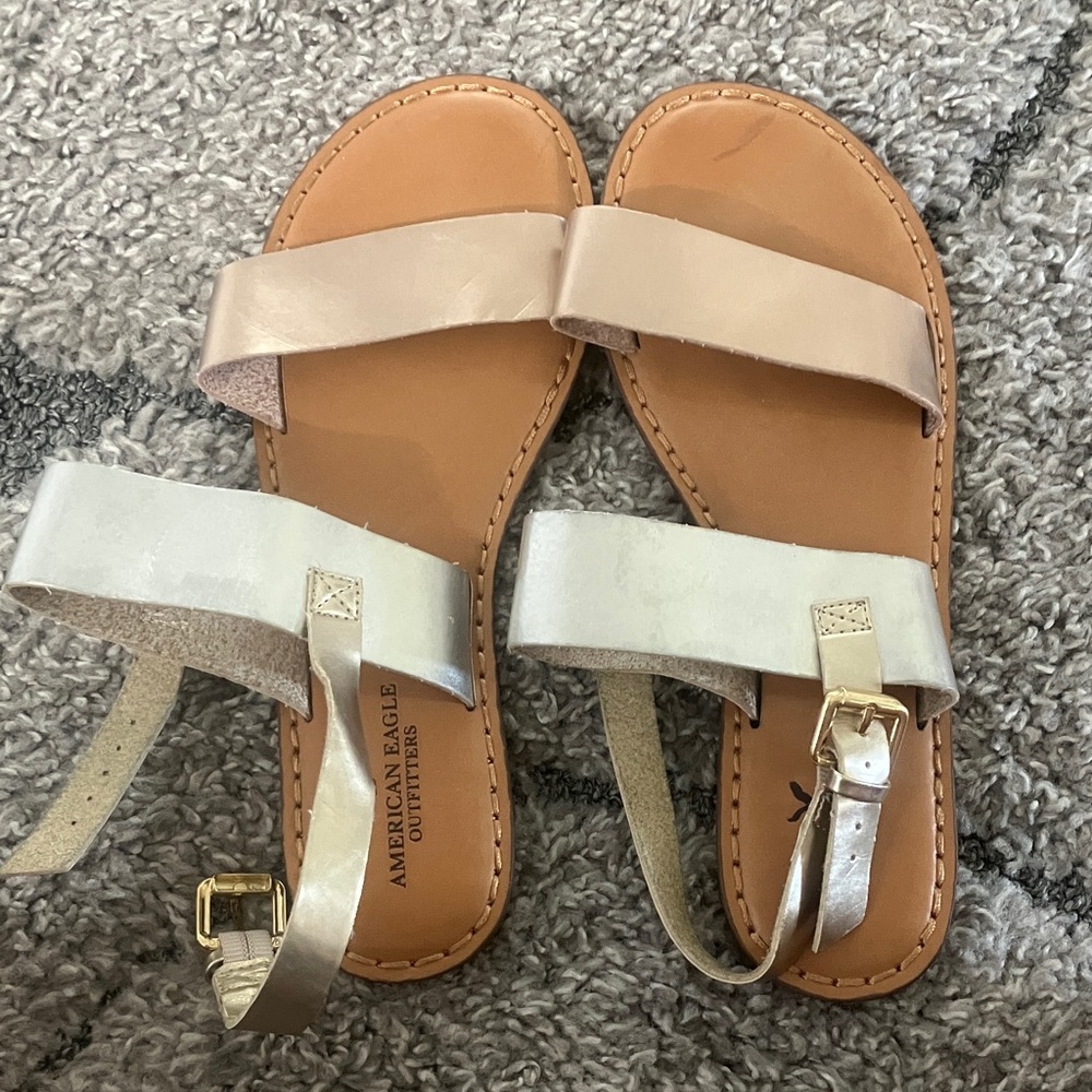 American Eagle Outfitters Women's Tan and Cream Strap Sandals